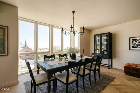 Dining - 39 S Los Robles Ave #5005, Pasadena, CA 91101 photo 1 of 8