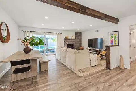7643 Encino Ave, Northridge, CA 91325