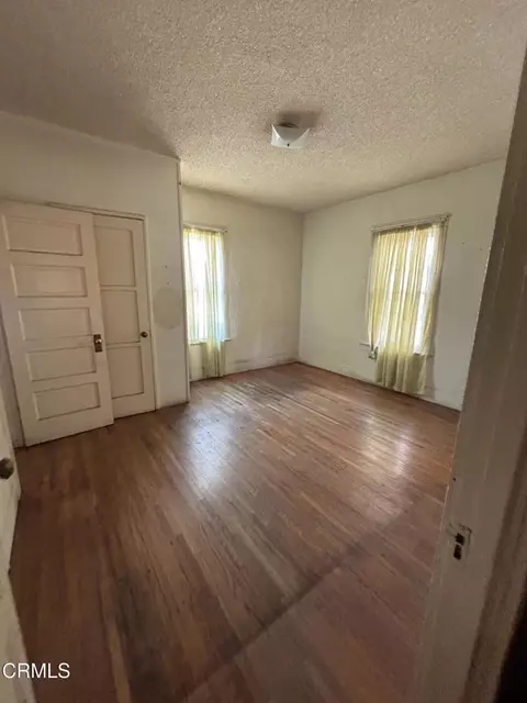 1008 E Windsor Rd, Glendale, CA 91205 photo 3