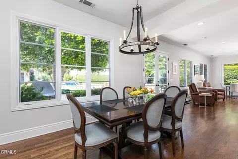 Dining - 1667 San Pasqual St, Pasadena, CA 91106 photo 3 of 4