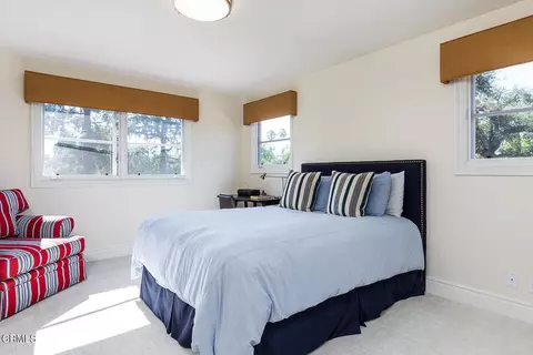 Bedroom - 1667 San Pasqual St, Pasadena, CA 91106 photo 5 of 5