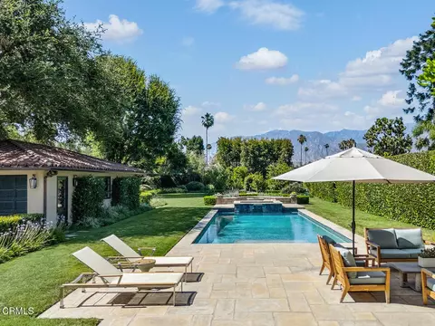 Exterior - 1667 San Pasqual St, Pasadena, CA 91106 photo 7 of 15