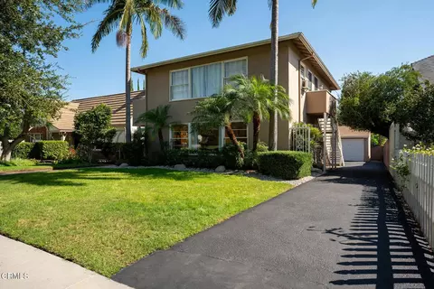 Exterior - 1946 E Villa St, Pasadena, CA 91107 photo 1 of 5