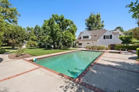 Exterior - 3435 E California Blvd, Pasadena, CA 91107 photo 7 of 16