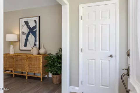 Entry Way - 2064 Galbreth Rd, Pasadena, CA 91104 photo 1 of 1