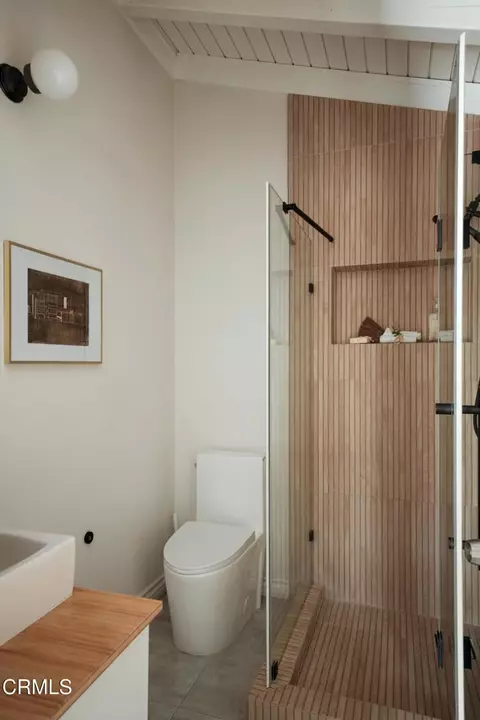Bath - 11049 Cardamine Dr, Tujunga, CA 91042 photo 1 of 3