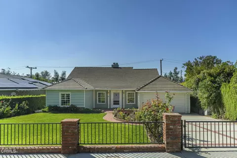 822 Salisbury Rd, La Canada Flintridge, CA 91011