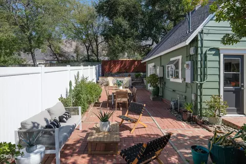 Exterior - 3269 Summit Ave, Altadena, CA 91001 photo 10 of 18