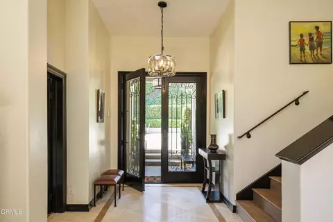 Entry Way - 1475 Rutherford Dr, Pasadena, CA 91103 photo 1 of 2