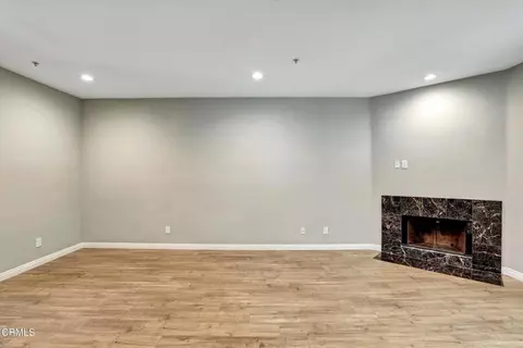 Living - 719 E Tujunga #D, Burbank, CA 91501 photo 1 of 8