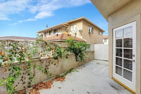 Exterior - 719 E Tujunga #D, Burbank, CA 91501 photo 7 of 11