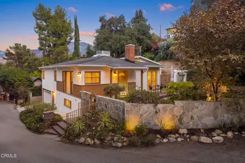 10022 Moy Ln, Sunland, CA 91040