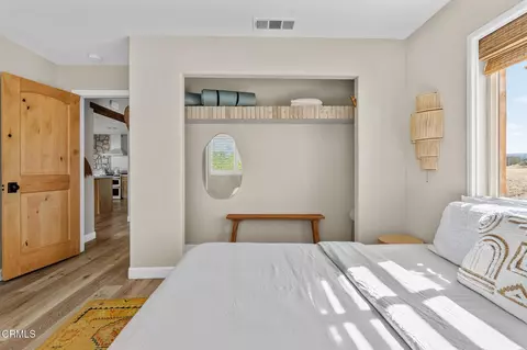 Bedroom - 1388 Fortuna Ave, Landers, CA 92285 photo 5 of 5