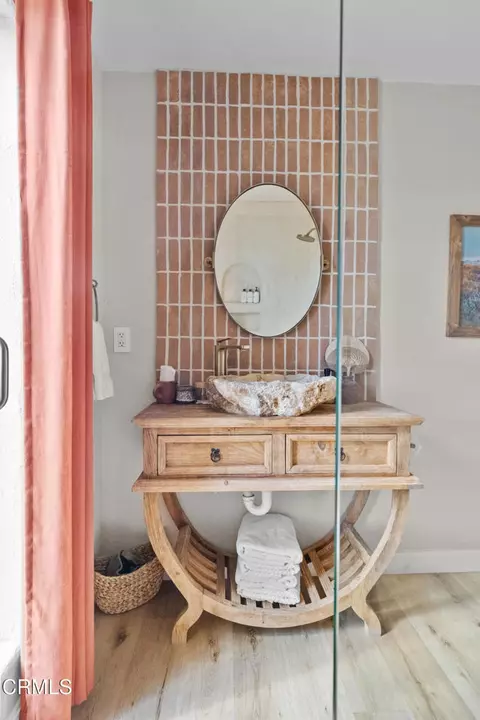 Bath - 1388 Fortuna Ave, Landers, CA 92285 photo 2 of 3