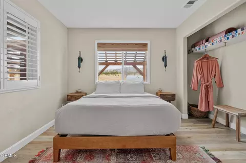 Bedroom - 1388 Fortuna Ave, Landers, CA 92285 photo 2 of 5