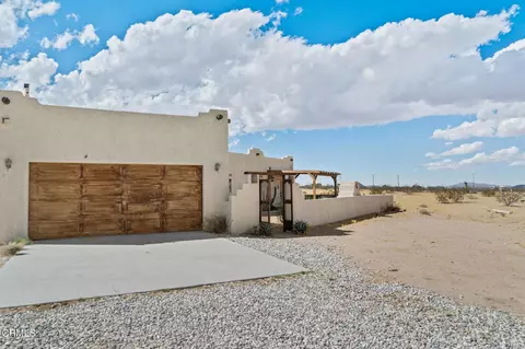 Exterior - 1388 Fortuna Ave, Landers, CA 92285 photo 4 of 13
