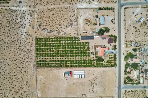View/Area - 9975 Custer Ave, Lucerne Valley, CA 92356 photo 2 of 7
