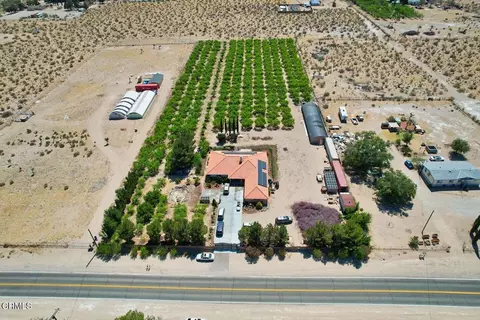 View/Area - 9975 Custer Ave, Lucerne Valley, CA 92356 photo 4 of 7