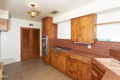 Kitchen - 6601 Valmont St, Tujunga, CA 91042 photo 4 of 5