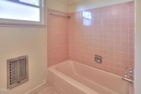 Bath - 6601 Valmont St, Tujunga, CA 91042 photo 2 of 3