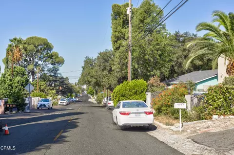 Exterior - 6601 Valmont St, Tujunga, CA 91042 photo 7 of 7