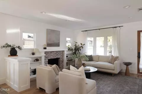 Living - 1797 Walworth Ave, Pasadena, CA 91104 photo 1 of 2