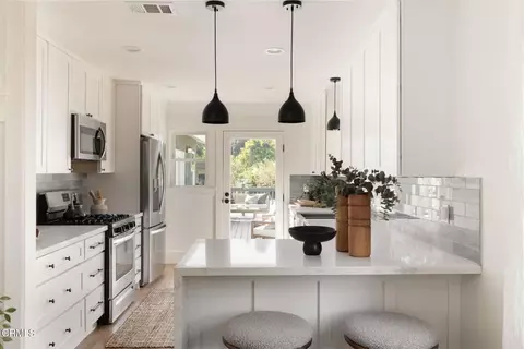 Kitchen - 1797 Walworth Ave, Pasadena, CA 91104 photo 1 of 2