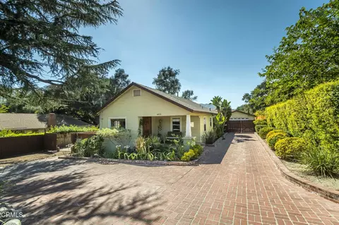 Exterior - 4021 Liberty Ave N, Glendale, CA 91214 photo 3 of 22
