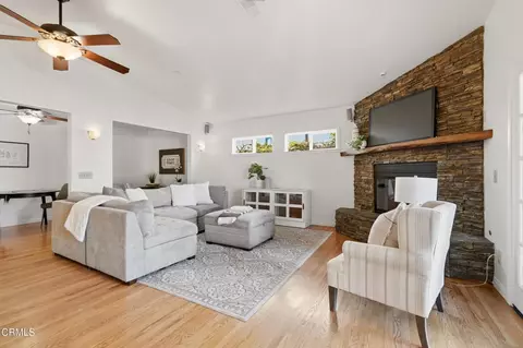 Living - 442 Crestview Pl, Monrovia, CA 91016 photo 5 of 7