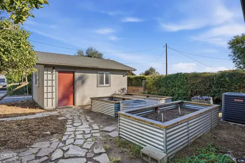 Exterior - 442 Crestview Pl, Monrovia, CA 91016 photo 9 of 12