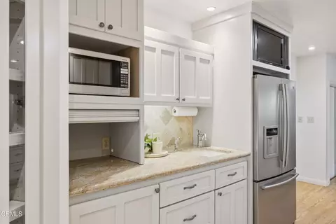 Kitchen - 442 Crestview Pl, Monrovia, CA 91016 photo 2 of 5