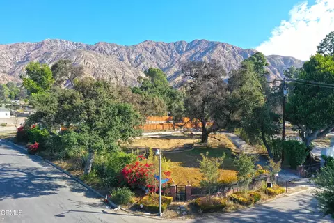 1085 Rubio St, Altadena, CA 91001 photo 3