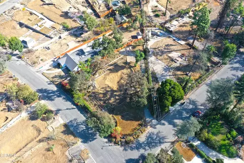 1085 Rubio St, Altadena, CA 91001 photo 8