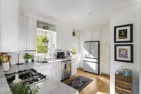 Kitchen - 2816 E 3rd St, Long Beach, CA 90814 photo 3 of 5