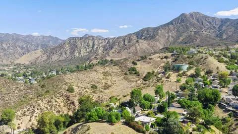 View/Area - 7669 Airlie Dr, Tujunga, CA 91042 photo 2 of 9