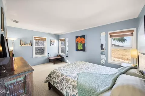 Bedroom - 7669 Airlie Dr, Tujunga, CA 91042 photo 1 of 3
