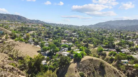 View/Area - 7669 Airlie Dr, Tujunga, CA 91042 photo 4 of 9