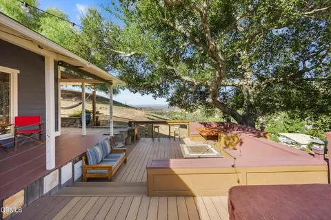 Exterior - 7669 Airlie Dr, Tujunga, CA 91042 photo 4 of 20