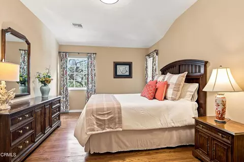 Bedroom - 433 S Madison Ave, Pasadena, CA 91101 photo 1 of 1