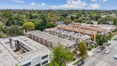View/Area - 690 S Marengo Ave #5, Pasadena, CA 91106 photo 1 of 2