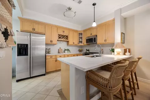 Kitchen - 690 S Marengo Ave #5, Pasadena, CA 91106 photo 1 of 5