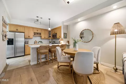 Dining - 690 S Marengo Ave #5, Pasadena, CA 91106 photo 1 of 1