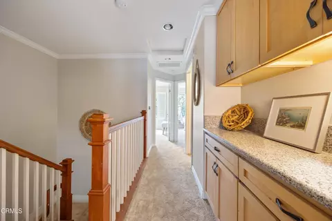 Entry Way - 690 S Marengo Ave #5, Pasadena, CA 91106 photo 5 of 6