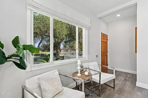 Entry Way - 1007 Rose Ave, Pasadena, CA 91107 photo 2 of 6