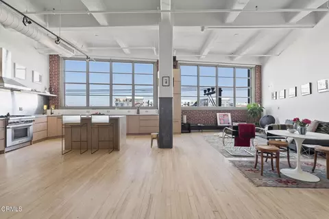 1850 Industrial St #407, Los Angeles, CA 90021