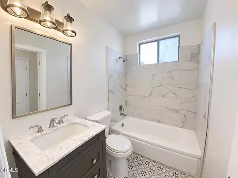Bath - 615 E Orange Grove Ave, Burbank, CA 91501 photo 2 of 3