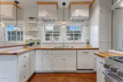 Kitchen - 627 S Marengo Ave, Pasadena, CA 91106 photo 1 of 2