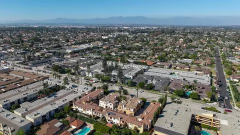 View/Area - 9104 Florence Ave, Downey, CA 90240 photo 3 of 4
