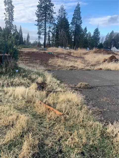 6456 Shaw Cir, Magalia, CA 95954