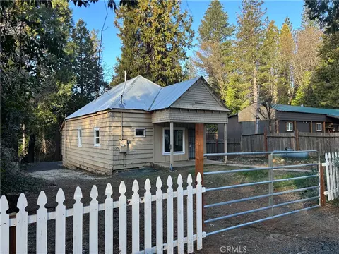 17159 Manzanita St, Stirling City, CA 95978